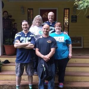 Meet your Posher, Laurie